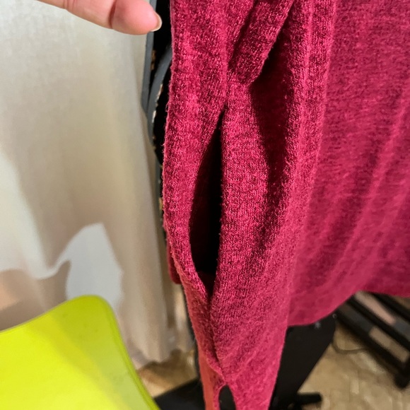 Sweater - Picture 6 of 6